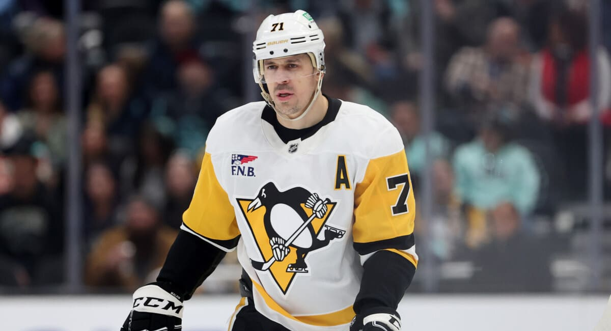 Хэйс о Малкине: Монстр. Кросби самый трудолюбивый, но Джино пашет не меньше. Он видит игру на 3 шага вперед, выглядит как 25-летний на льду