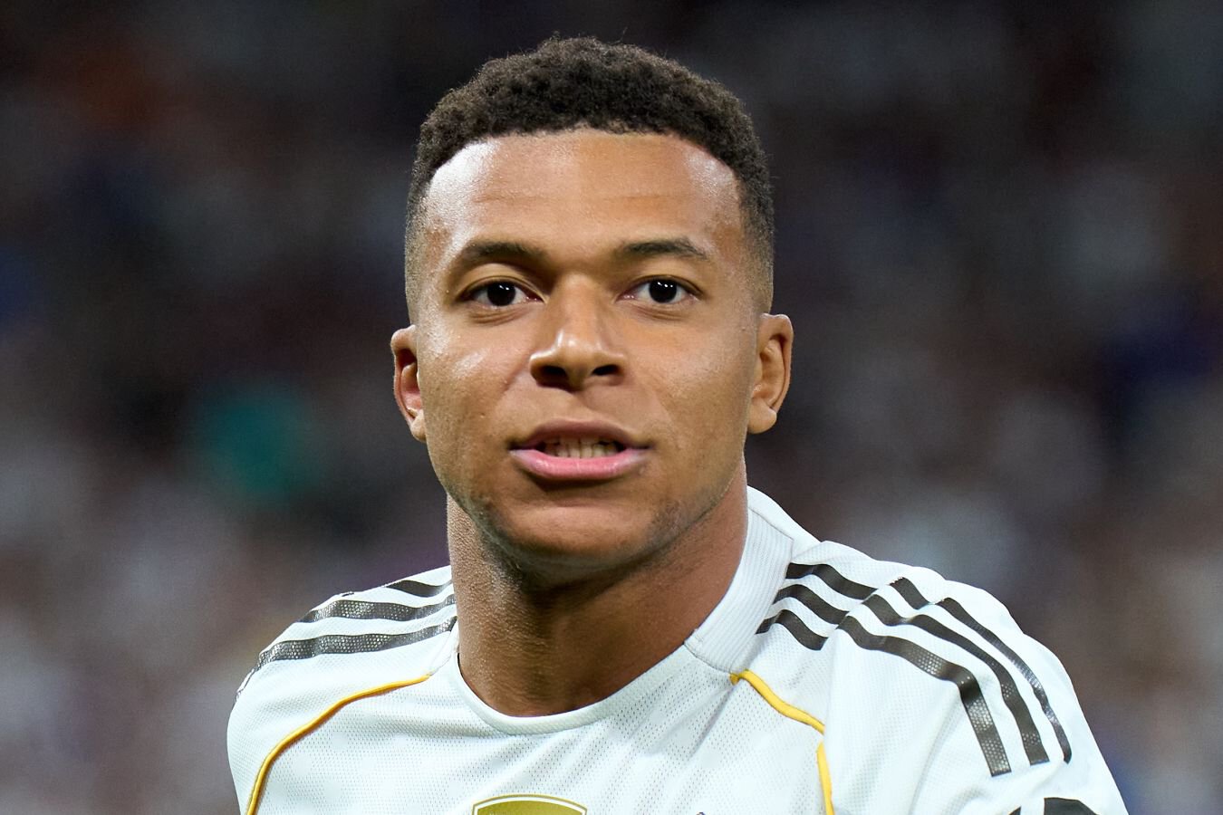 Мбаппе больше напоминает Бензема, чем Роналду. Реал слишком зависит от Килиана, Винисиус и Родриго не так заметны, как раньше. Экс-хавбек Греции Цартас о форварде