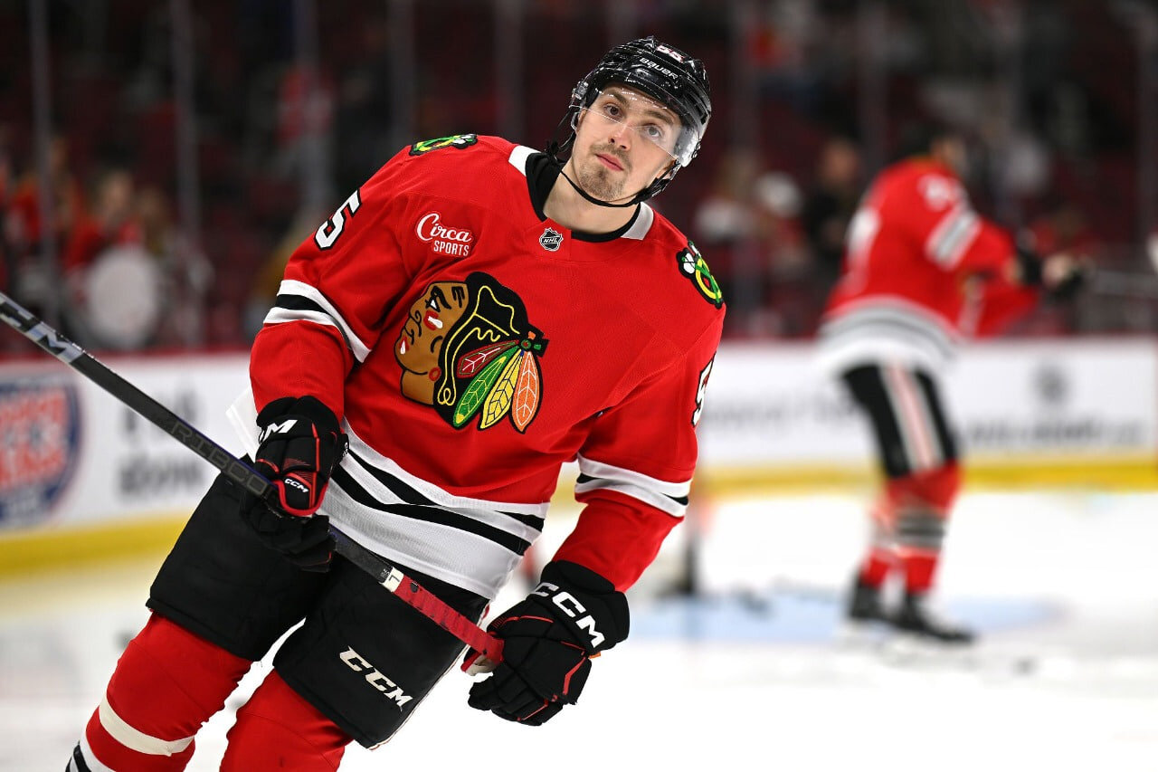 Левшунов забил первый гол в НХЛ в 40-й игре. Чикаго выбрал защитника под 2-м номером на драфте-2024
