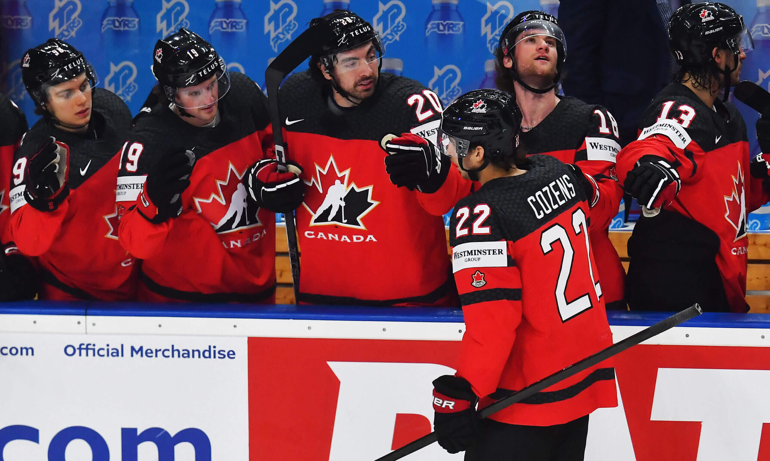 Канада проигрывает Швейцарии (0:2) после первого периода полуфинального матча ЧМ