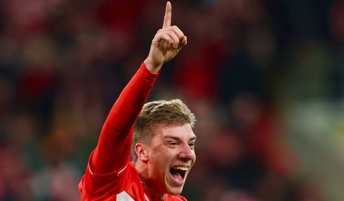 Спартак победил ЦСКА, фиаско Ливерпуля, феерия Барсы, Царукян задушил Хукера, болезнь Алдонина и другие новости