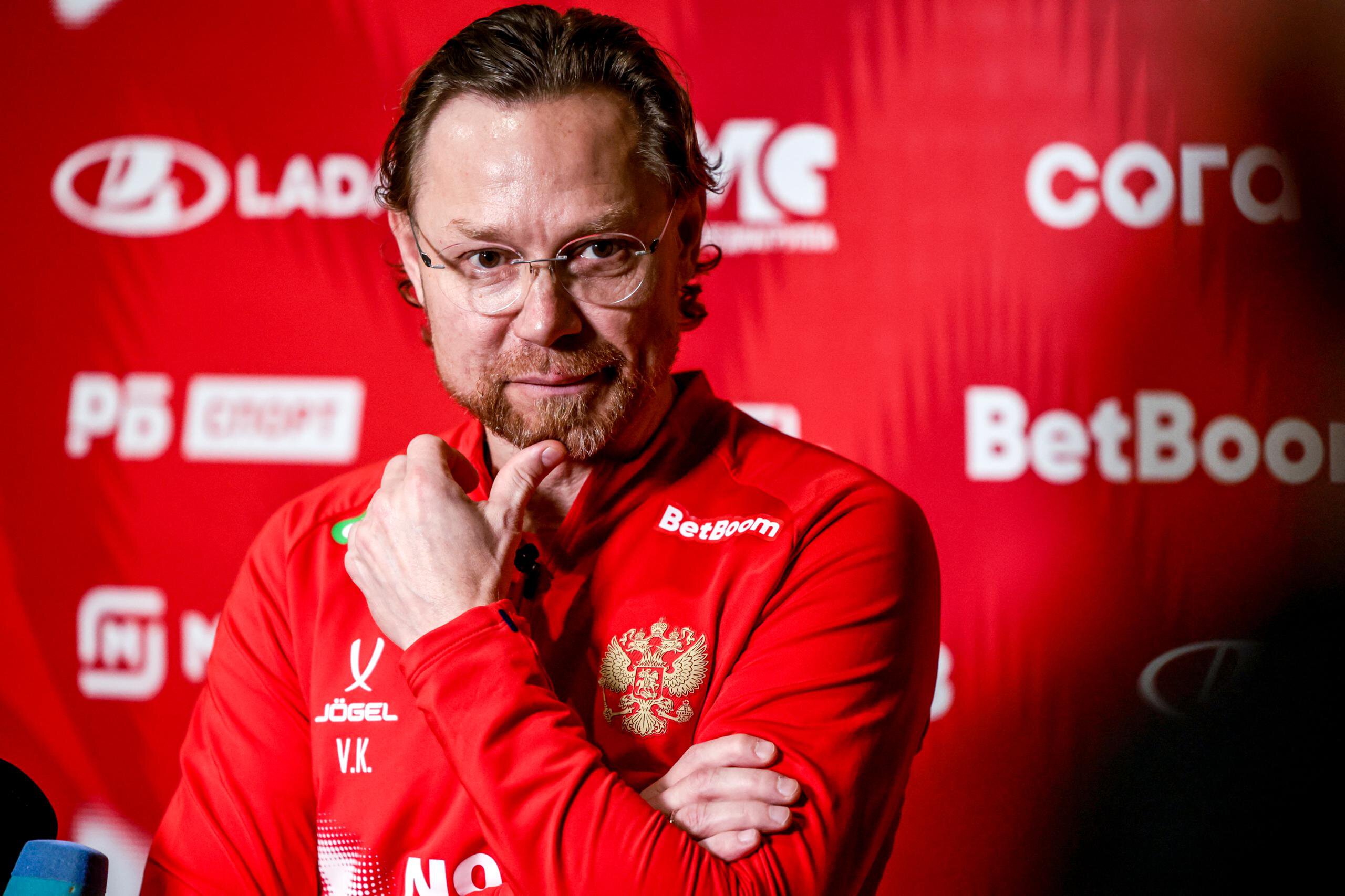 Карпин о матчах с Перу и Чили: Хорошие, добротные сборные. Преимущества с точки зрения погоды у России нет