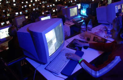 Counter-Strike: Source, Counter-Strike 1.6, Опросы, Counter-Strike: Global Offensive, Counter-Strike 2