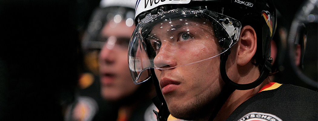 «Мы уехали в Германию, чтобы брата не забрали в Чечню». Немец, забивавший за «Спартак»