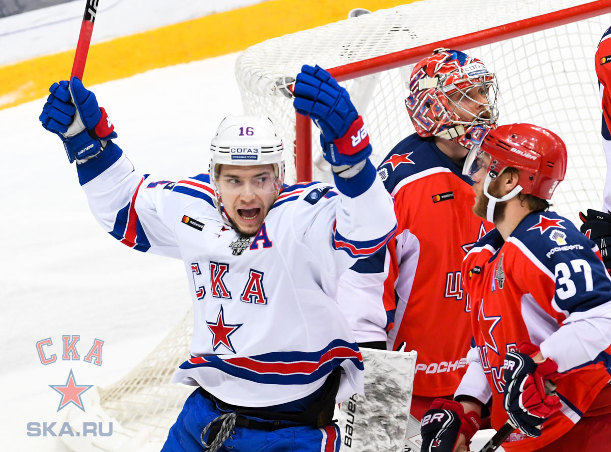 Плотников забил гол, сидя на льду. Но в финале все равно ЦСКА