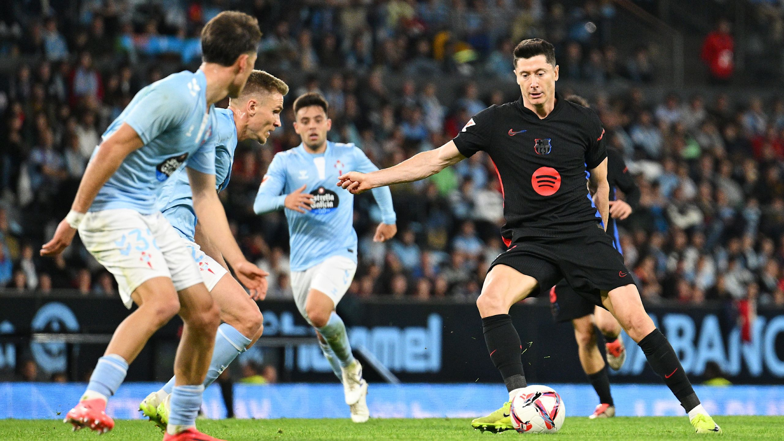 Ла Лига: шансы «Сельты» и «Барселоны» на победу в матче 12 тура 9 ноября 2025 года