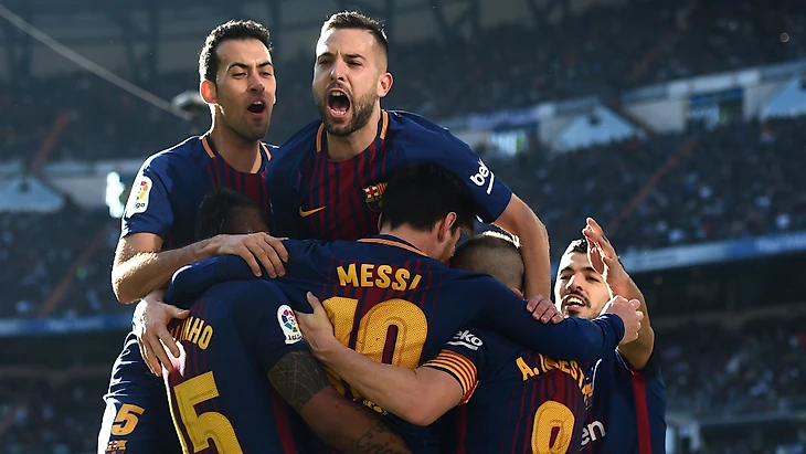 Альба на игроках Барсы