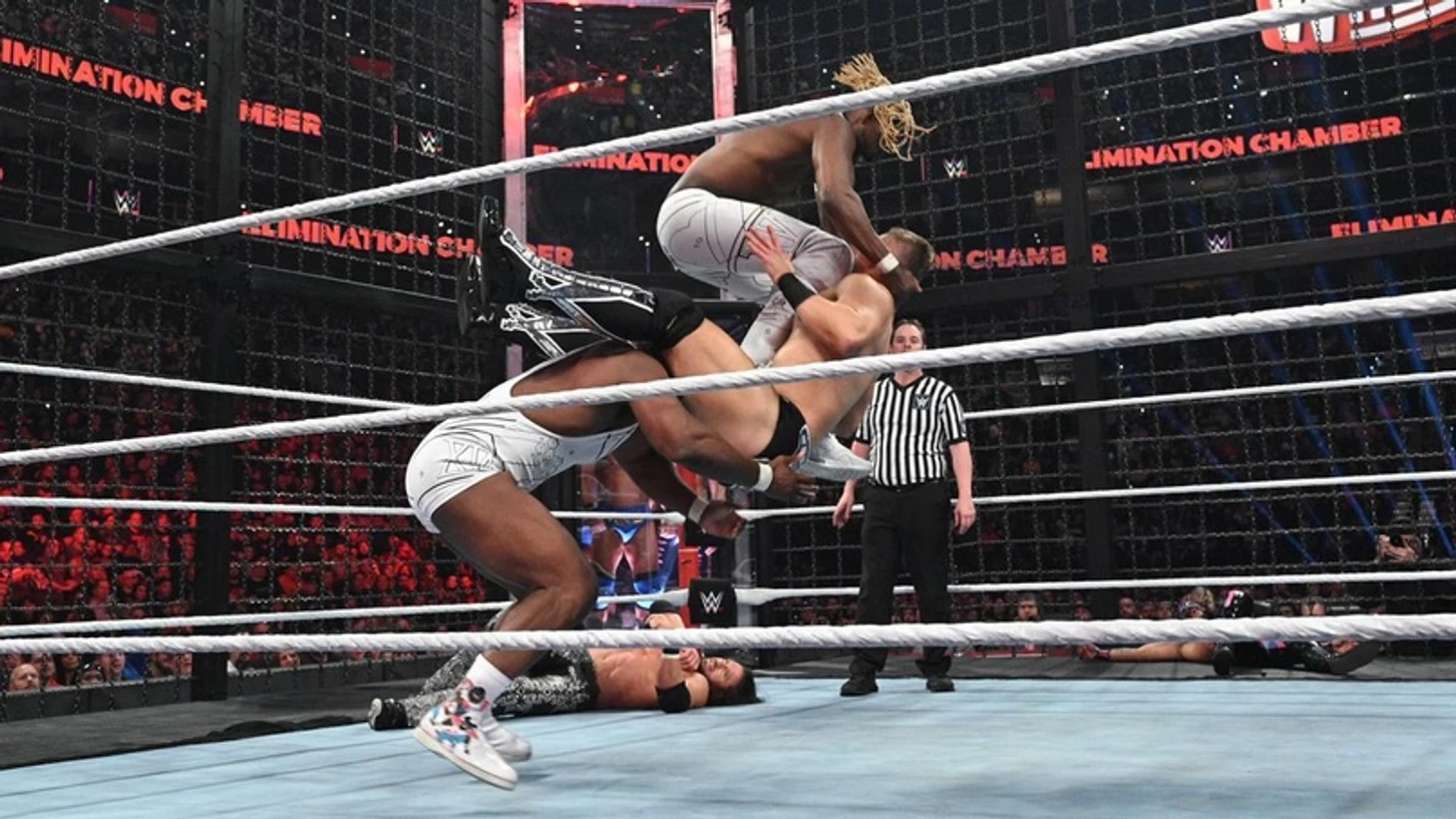 Обзор WWE Elimination Chamber 2020, изображение №7