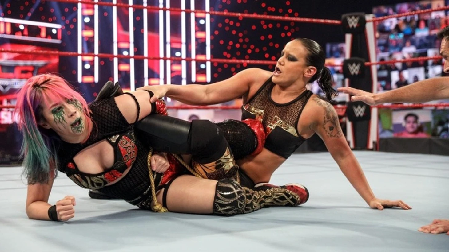 Обзор WWE Monday Night RAW 07.12.2020, изображение №7