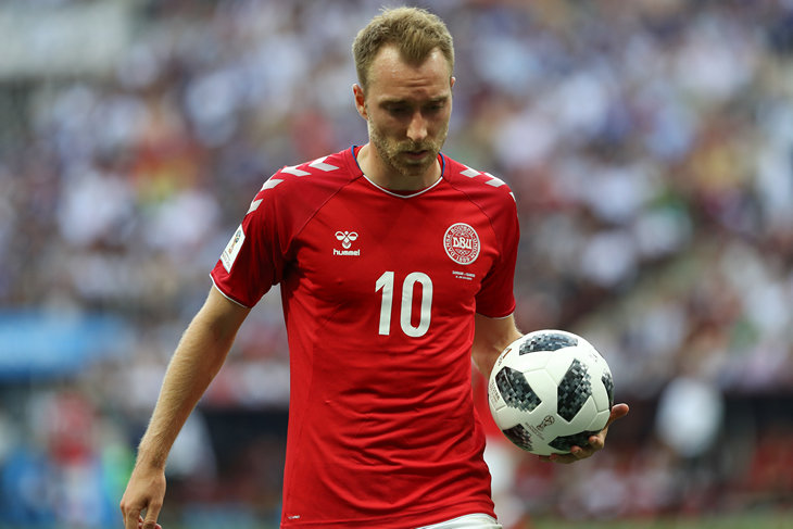 Никто не хочет играть за Данию. Теперь в сборной мини-футболисты!