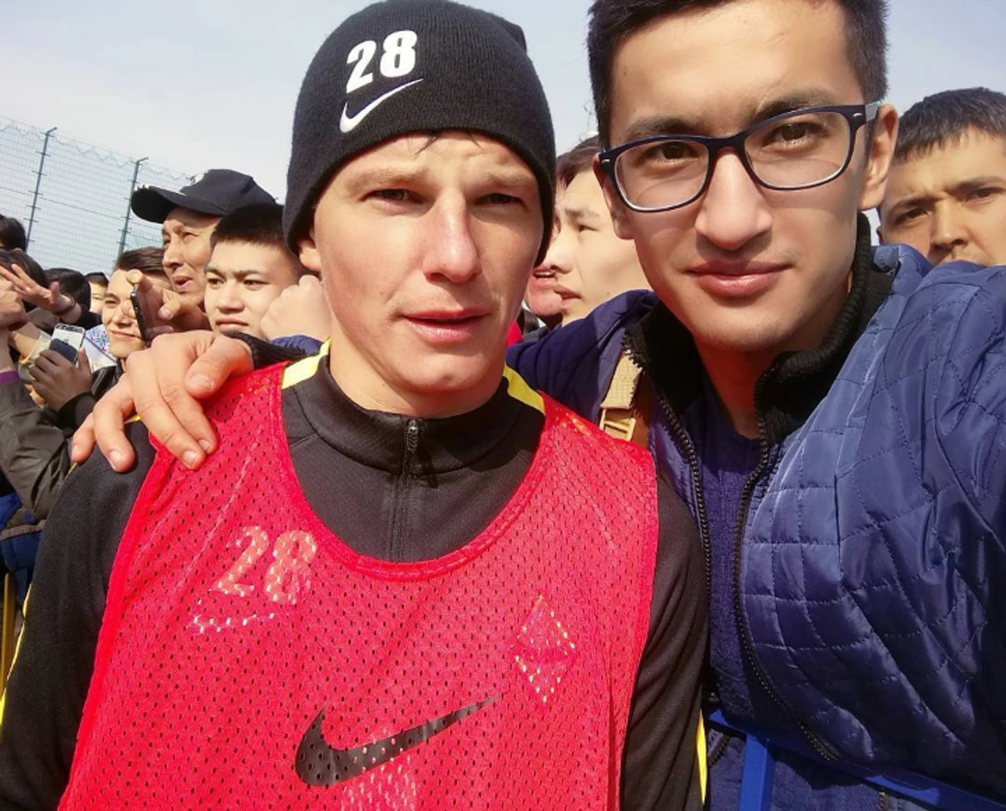 https://photobooth.cdn.sports.ru/preset/post/0/44/dec0afe9b4894a72435d4dd022a37.png