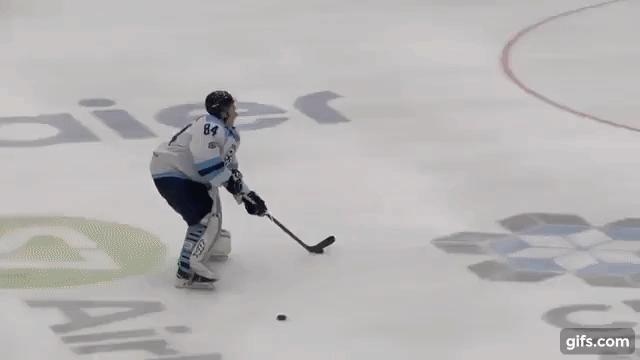 Буллит в исполнении вратаря «Сибири»