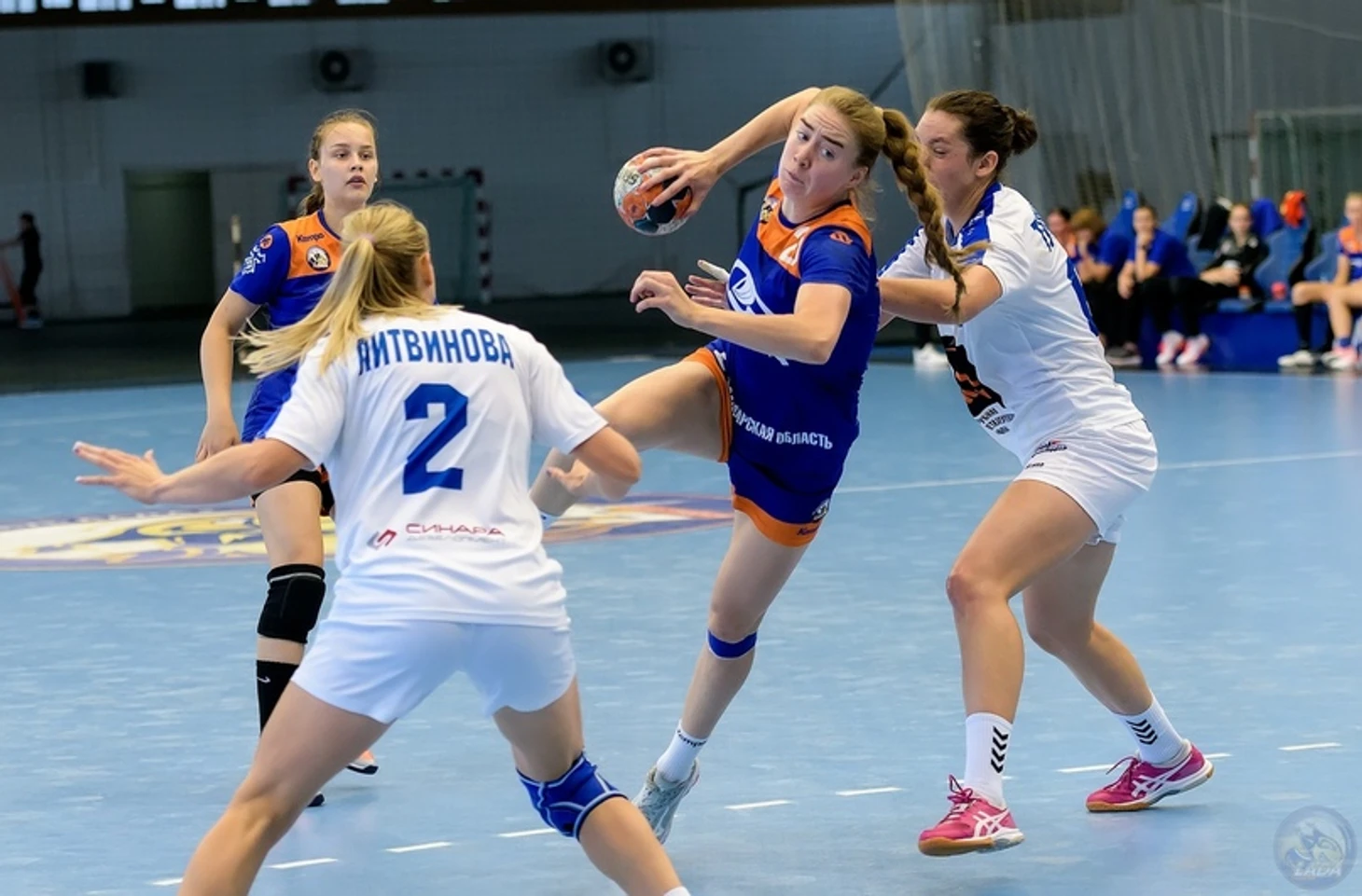 Предсезонье. Три дня в Тольятти. И звонок о заложенной бомбе "Ладе" не помеха, изображение №1