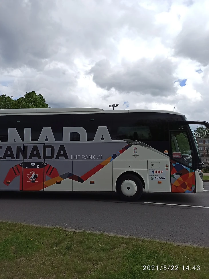 автобус сборной Канады