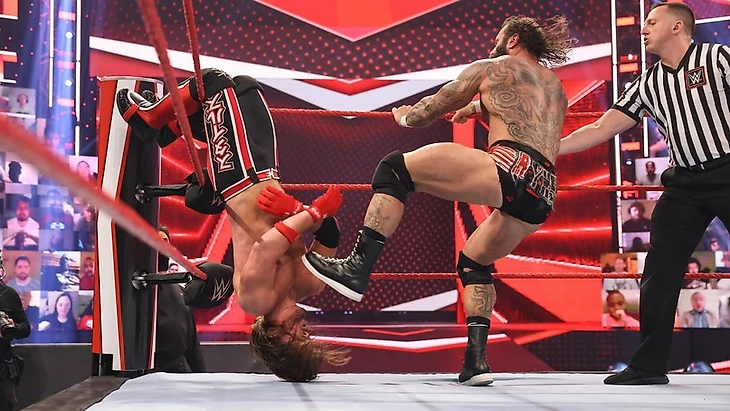 Обзор WWE Monday Night RAW 31.05.2021, изображение №18