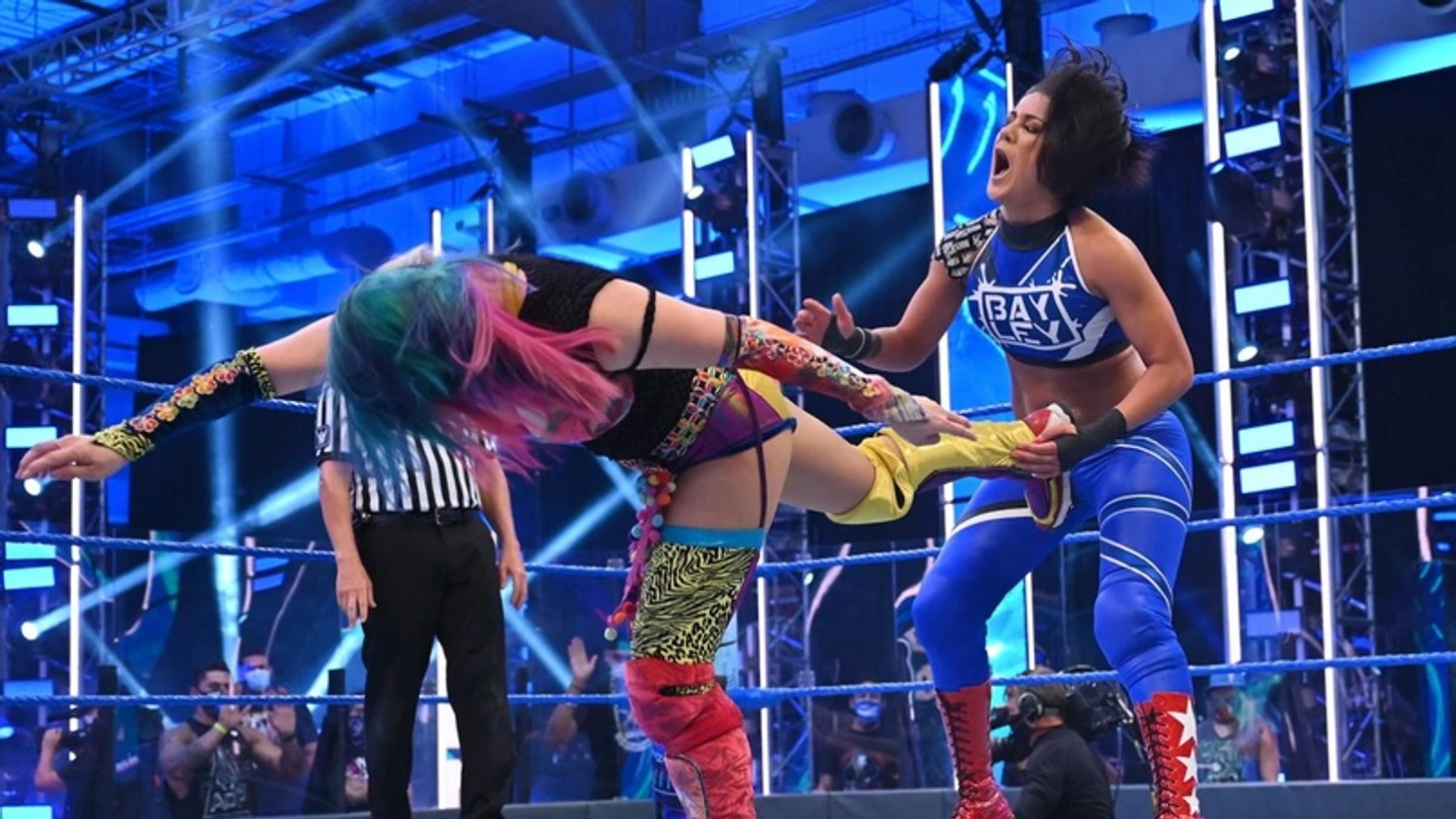 Обзор WWE Friday Night Smackdown 17.07.2020, изображение №9