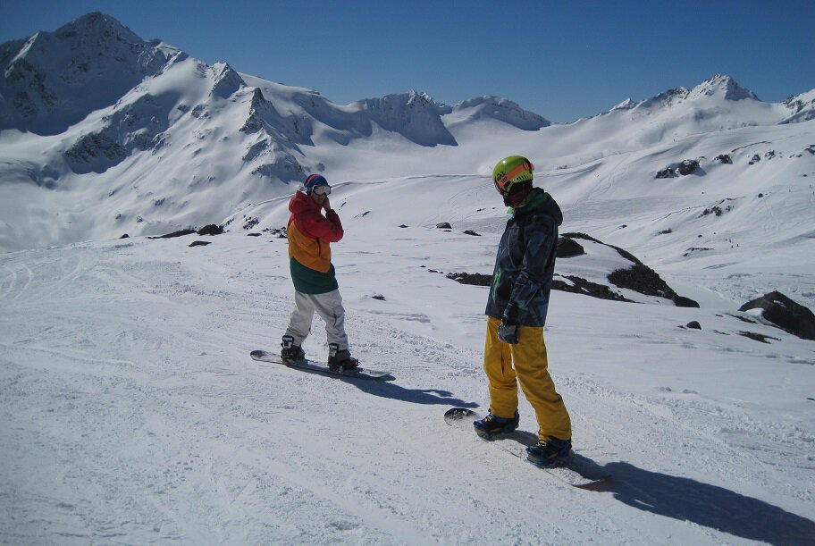 Лучшие горнолыжные курорты России: где покататься на лыжах и сноубордах этой зимой