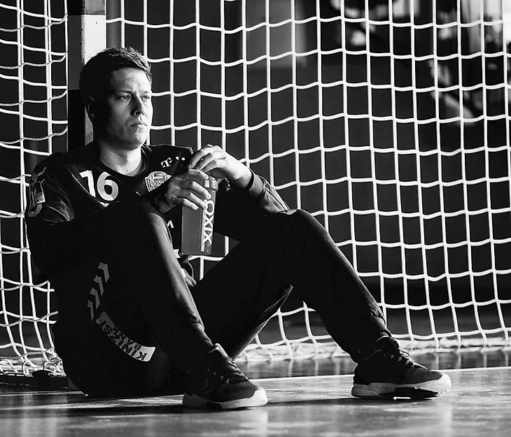 Звонок звезде. Роланд Миклер: "После проигранного "Виве" финала хотелось убить себя и остальных", изображение №4