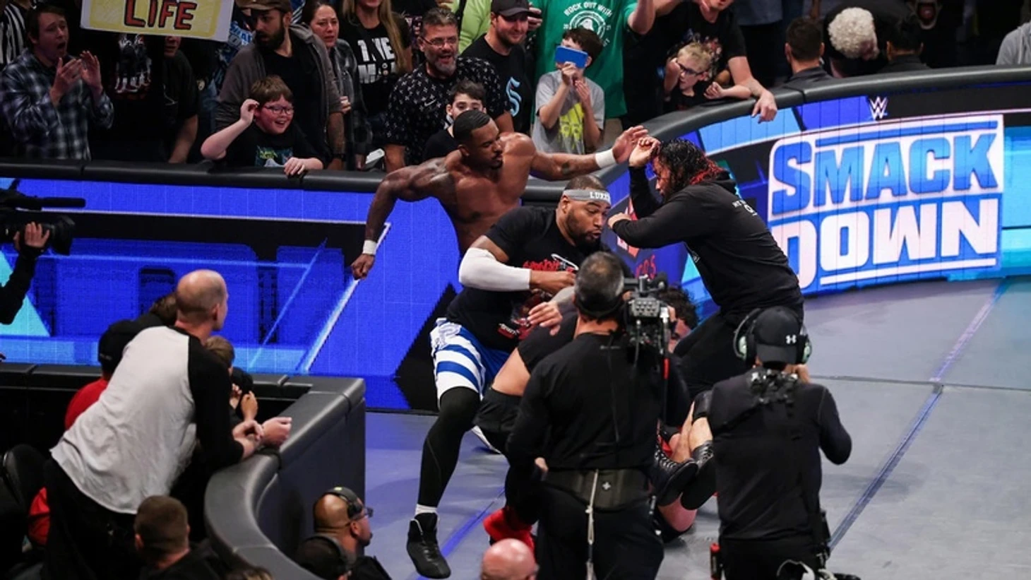 Обзор WWE Friday Night Smackdown 09.09.2022, изображение №10