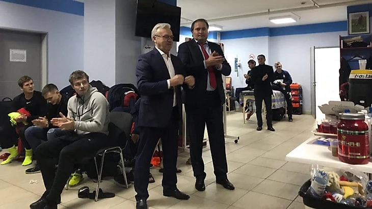Губернатор Александр Усс и генидиректор клуба Денис Рубцов