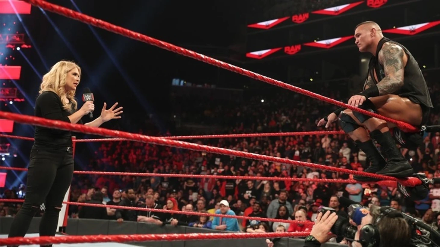 Обзор WWE Monday Night RAW 02.03.2020, изображение №15
