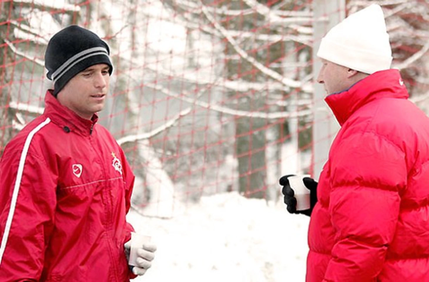 https://photobooth.cdn.sports.ru/preset/post/0/78/35f6b7d23424382dbea95403ab2fc.png