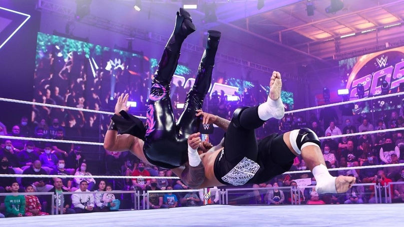 Обзор WWE 205 Live: Merry Christmas 24.12.2021, изображение №6