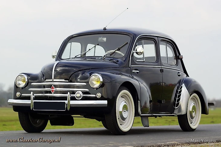 Renault 4CV