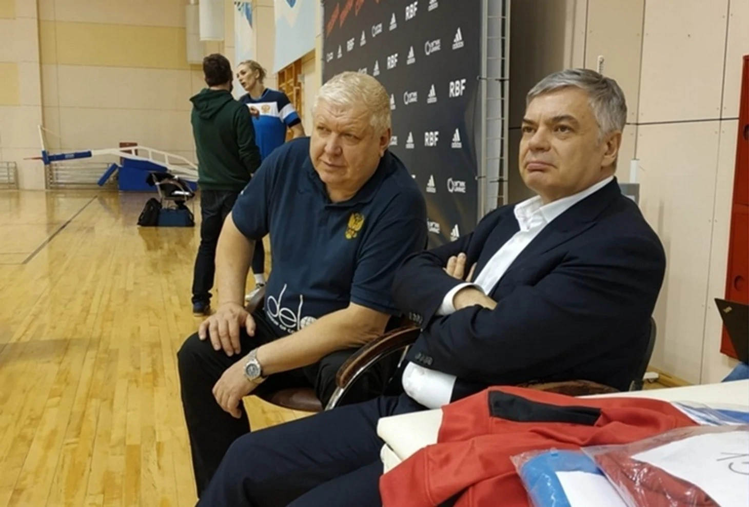 Сборная в Новогорске. Сергей Шишкарев: "Впереди благая цель. Сверхважных матчей минимум два", изображение №1