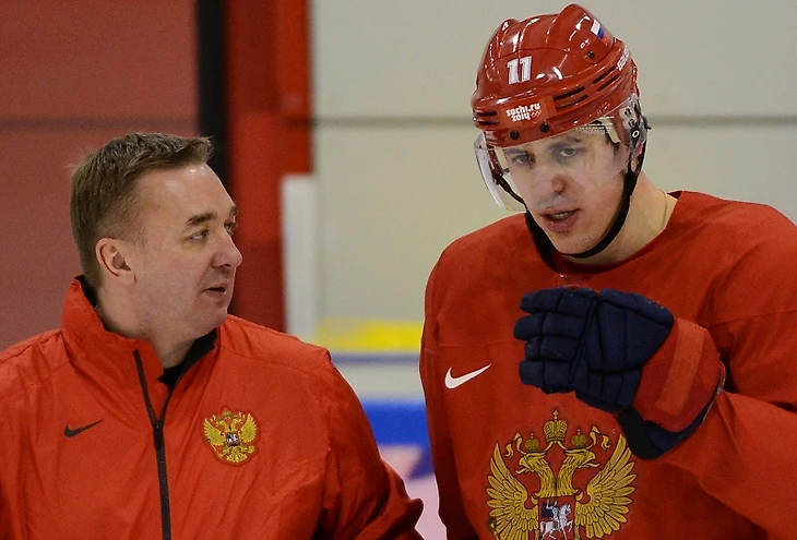 Валерий Белов и Евгений Малкин на тренировке сборной России.