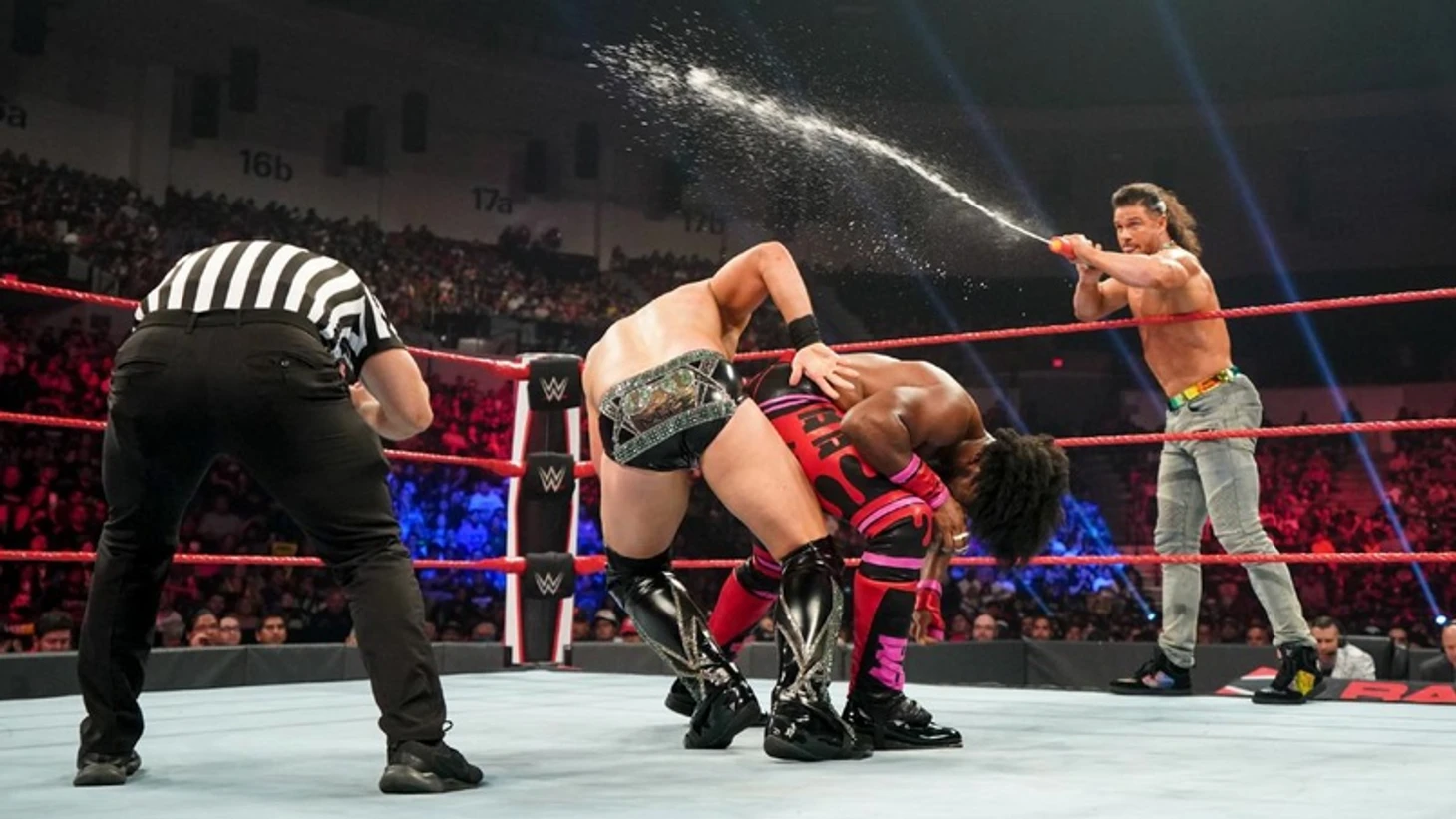 Обзор WWE Monday Night Raw 23.08.2021, изображение №14