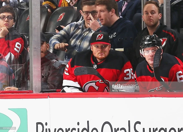 твое лицо, когда ты подписался на 5 лет с контрактов 6 млн долларов/год, но у тебя не получается спасать команду