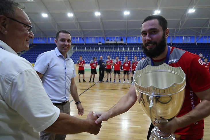 Кубок Лаврова. Три участника еврокубков, два "Мирзоева", одна победа хозяев и внезапный чемпион, изображение №2