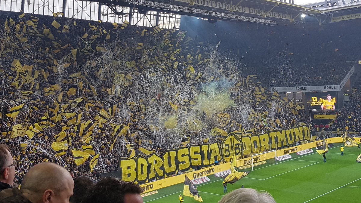 Боруссия Дортмунд, бундеслига Германия, болельщики