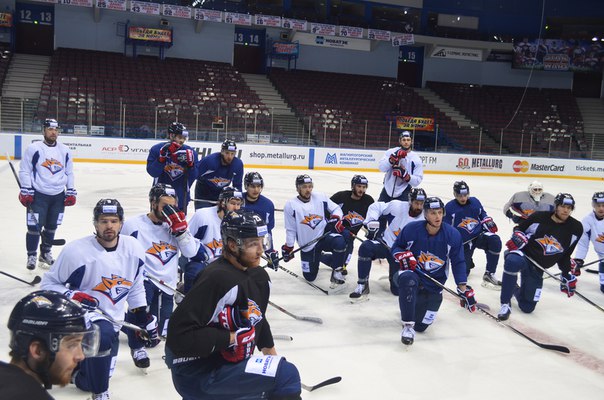 «Магнитка» провела открытую тренировку накануне финала Кубка Гагарина 2016