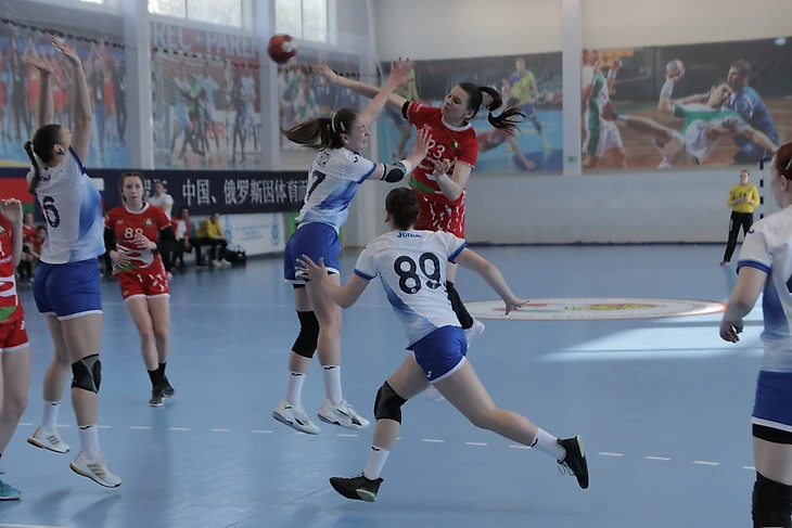 Товарищеский турнир. "Плюс 20": до рекорда команды Акопян подопечные Гумянова не дотянулись, изображение №2