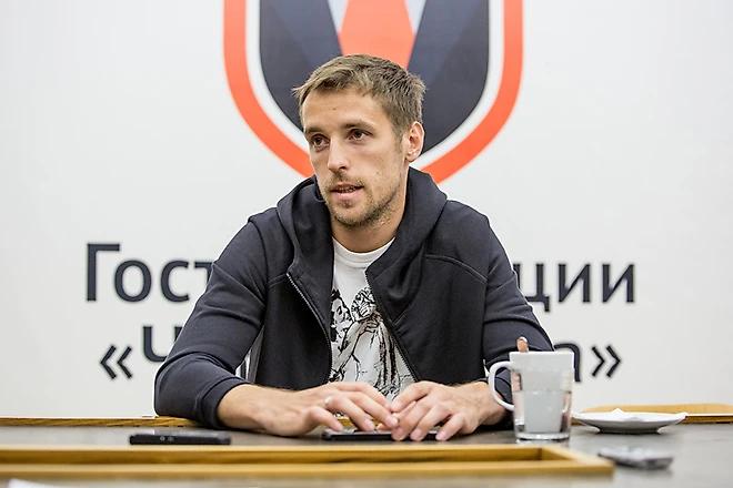 Дмитрий Комбаров в гостях у «Чемпионата»