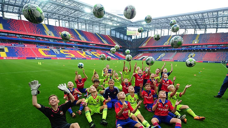 Воспитанники ДЮСШ ЦСКА. Фото Александр ФЕДОРОВ, &quout;СЭ&quout;