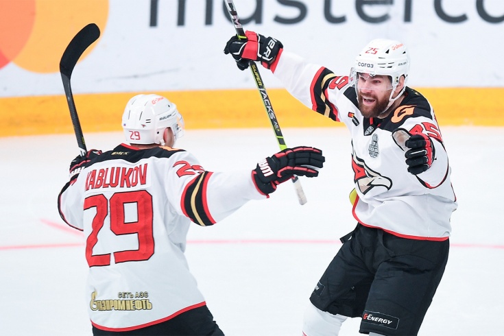 «Ак Барс» и «Авангард» на вечер вернули жизнь в Кубок Гагарина. Вдохновенный матч, в котором было абсолютно все