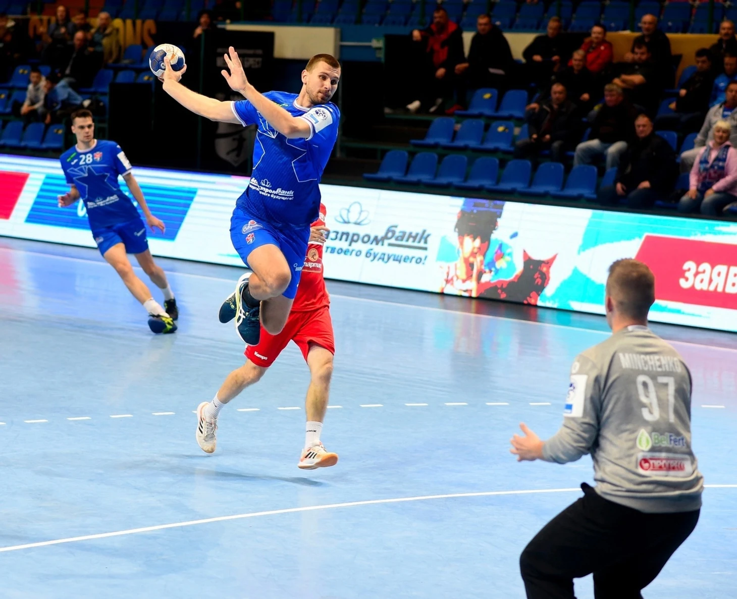 SEHA-Gazprom League. Андрей Юринок: "Могу разобрать и почистить ноутбук. Не для экономии, для души!", изображение №4