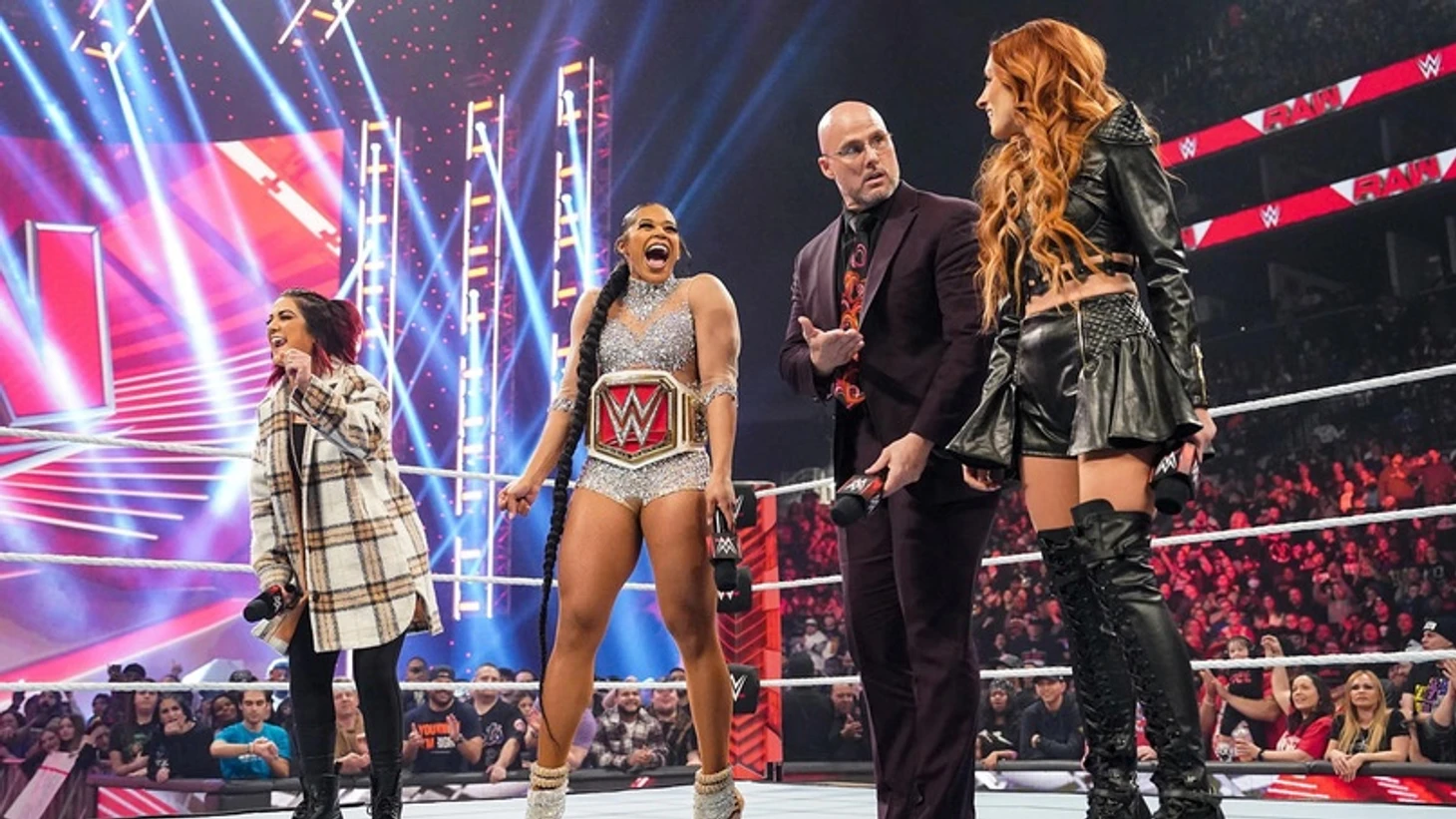 Обзор WWE Monday Night RAW 13.02.2022, изображение №4