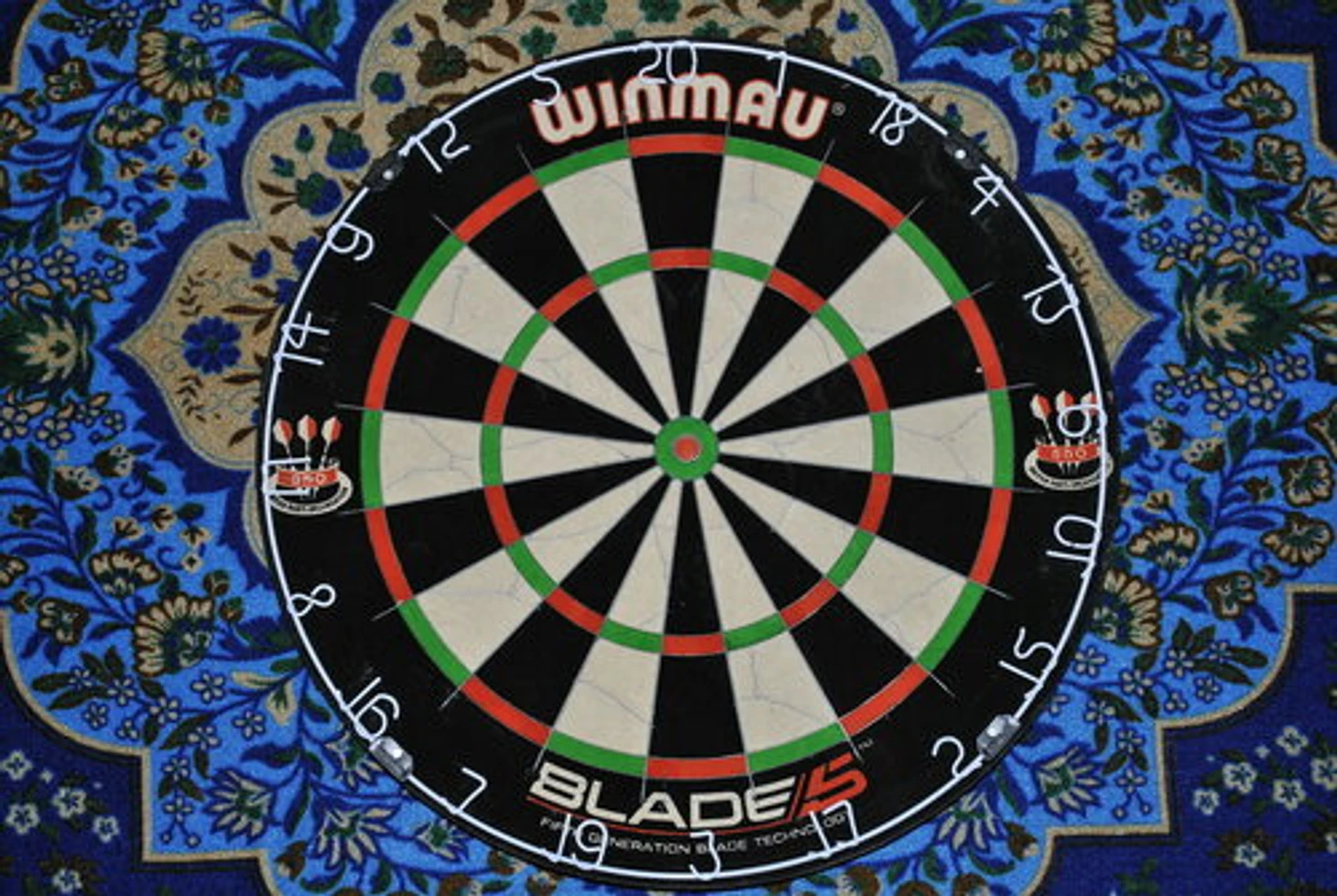Winmau Blade