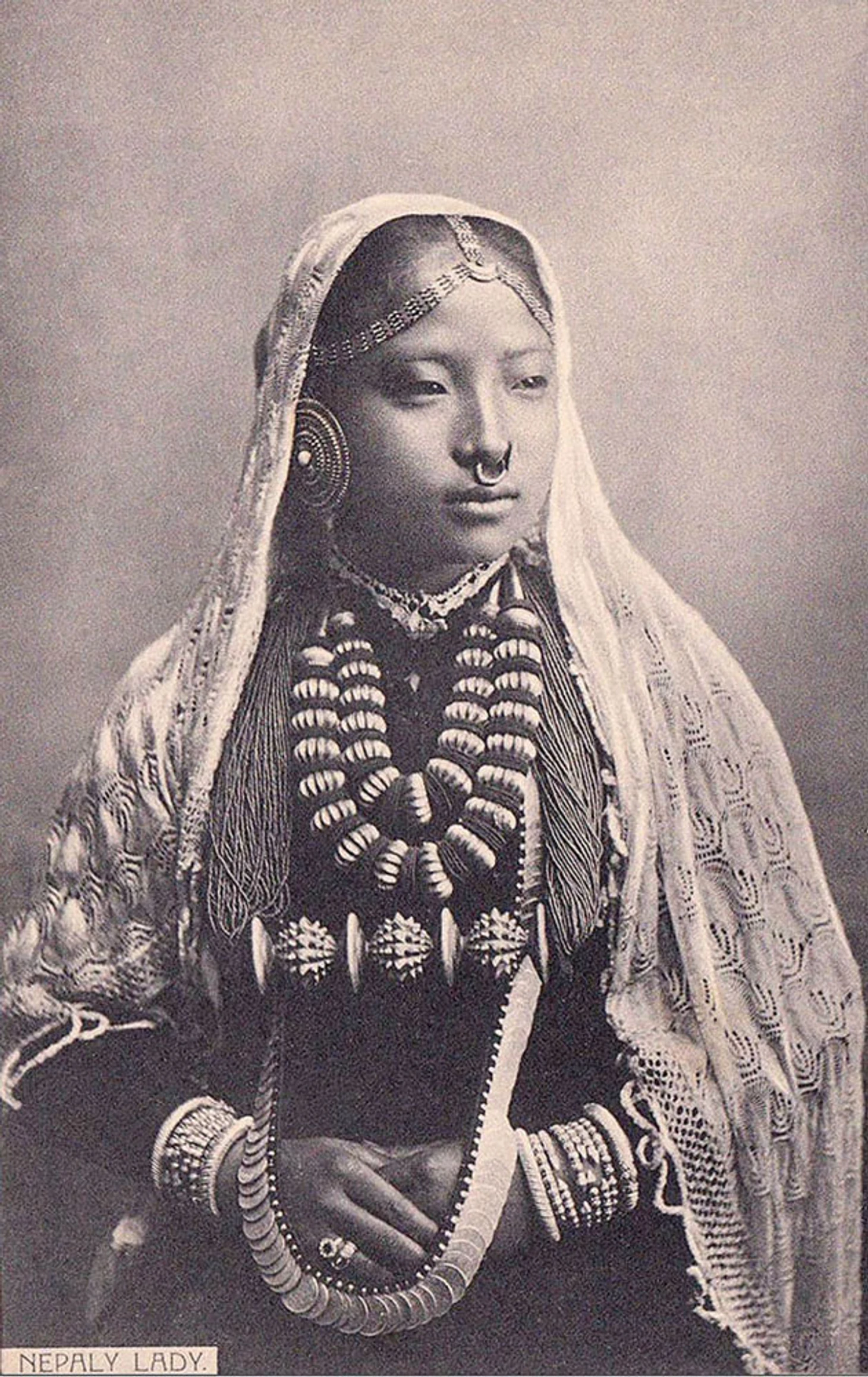 Women’s Beauty 100 Years Ago In Vintage Postcards