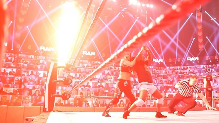 Обзор WWE Monday Night RAW 31.05.2021, изображение №10