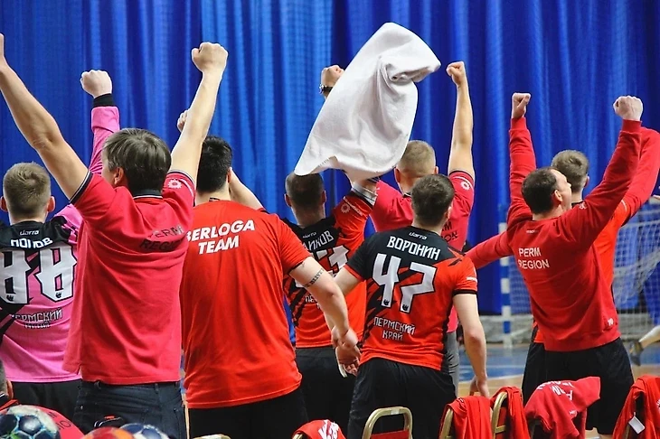 Итоги сезона. О чём спели "партизаны" из ЦСКА, "мушкетёры" из СКИФа и остальные участники Суперлиги?, изображение №2