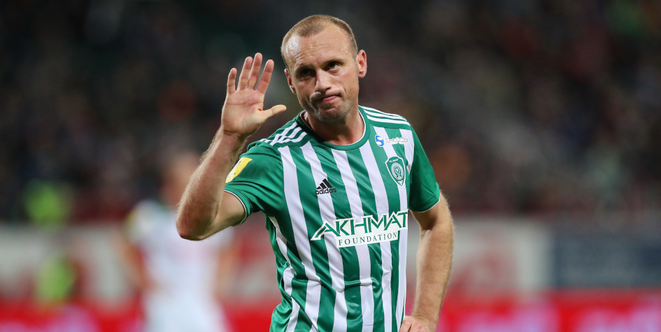 Денис Глушаков подписал контракт с &#171;Химками&#187;