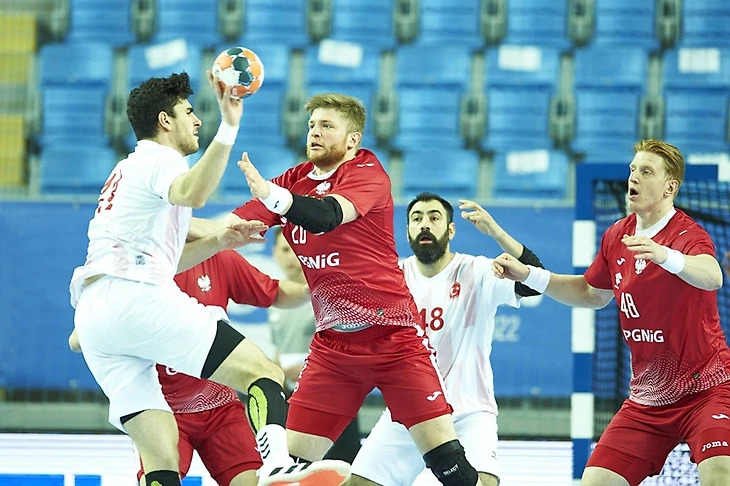 ЧЕ-2022. Такого не было 25 лет — и вот опять. Во Франции заждались дней победы, изображение №4