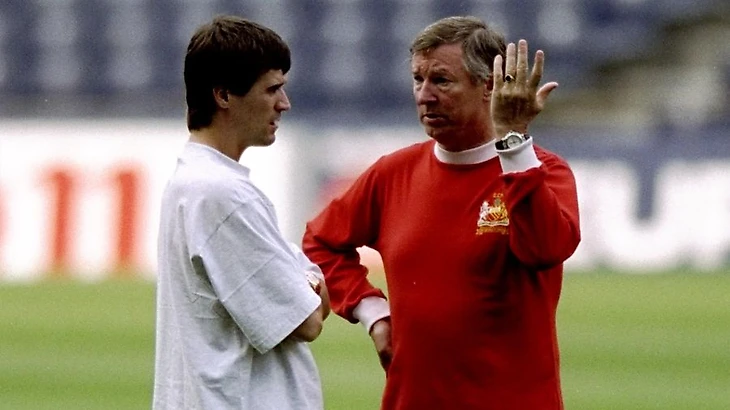 Sir Alex Ferguson talks to Roy Keane on the eve of the match