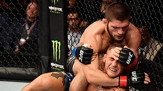 Нурмагомедов победил Порье и сохранил чемпионский пояс UFC