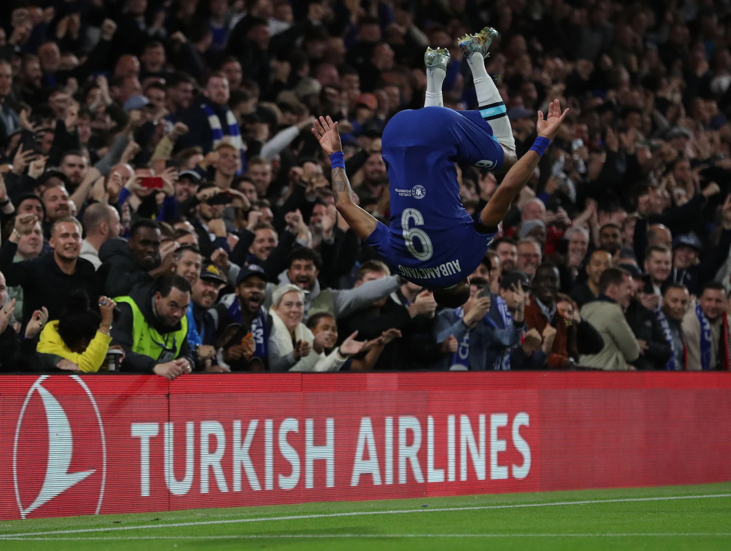 Chelsea's Pierre-Emerick Aubameyang issues Arsenal apology after slamming Mikel Arteta in video